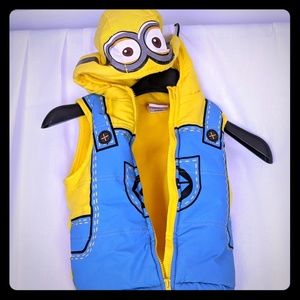 Fun! Toddler Minions hooded puffer vest!
